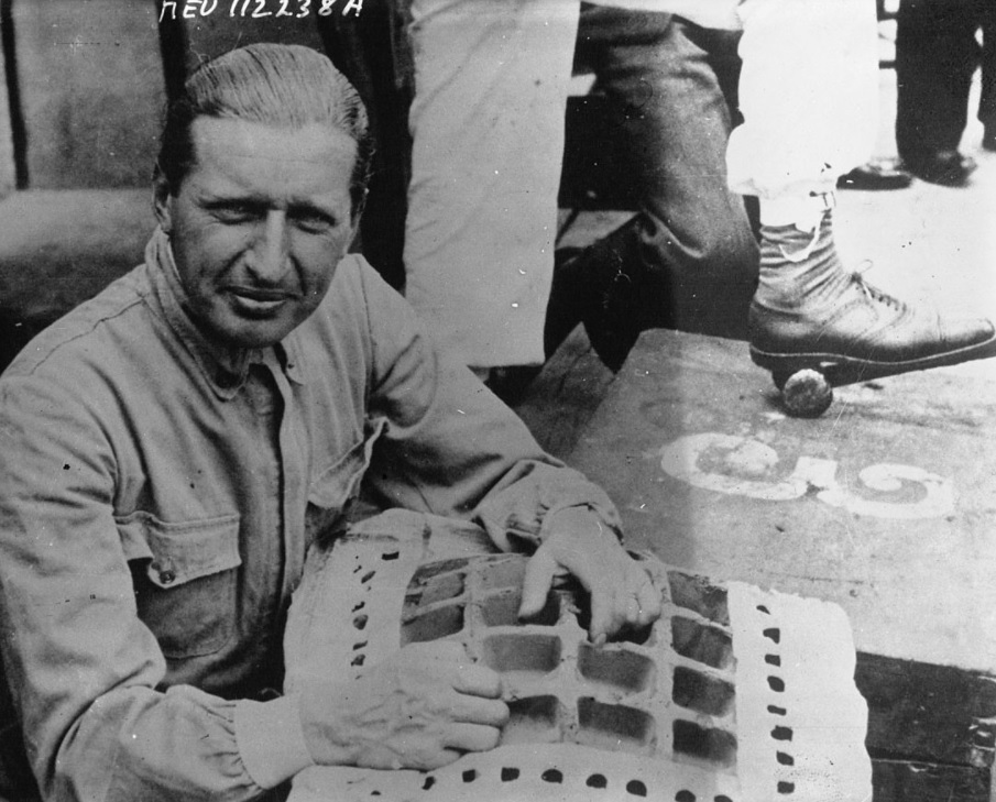 Grof Carlo Felice Trossi, automobilistički entuzijast, vozač i konstruktor, rođen 27. travnja 1908.